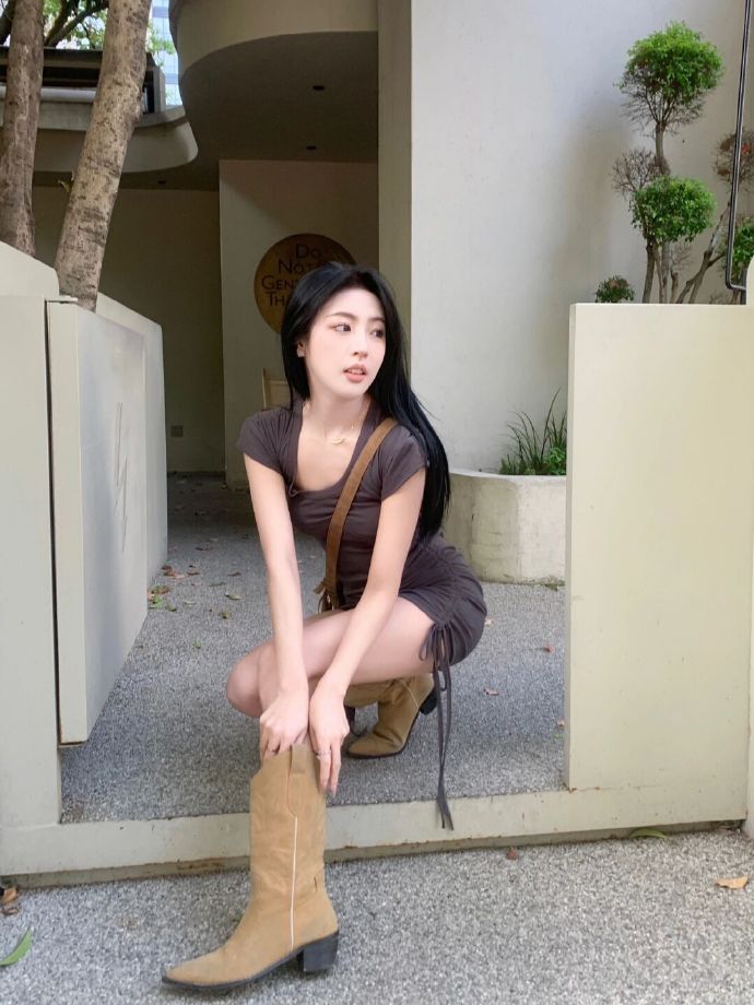 《暗光恋人》：危险试探与真挚守候的极致拉扯